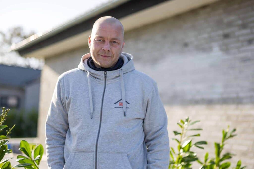 Medarbejder fra NH Murerentreprise